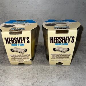 Hershey's Cookies 'n' Creme Scented Candle